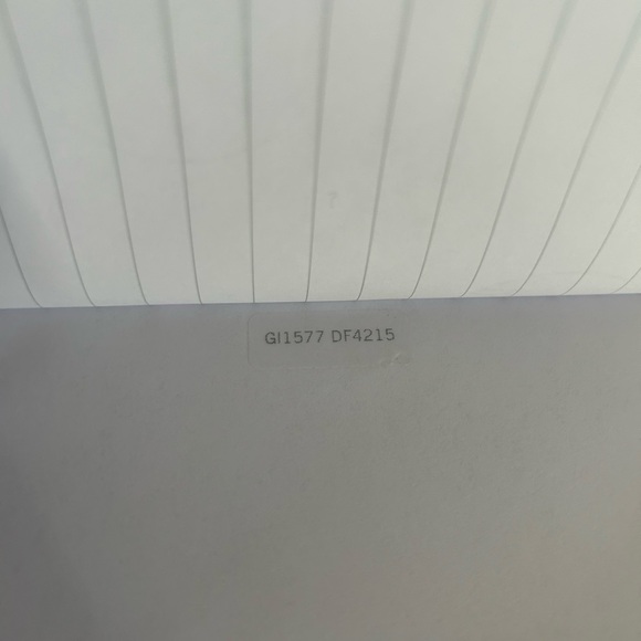 Louis Vuitton Jane New York Notebook with Vivienne as Lady Liberty. - Picture 7 of 7